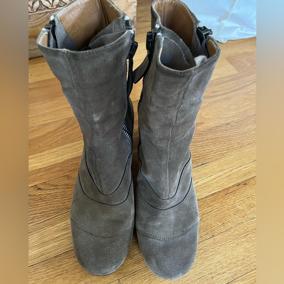 Chloe Lexie - Picture 3 of 7